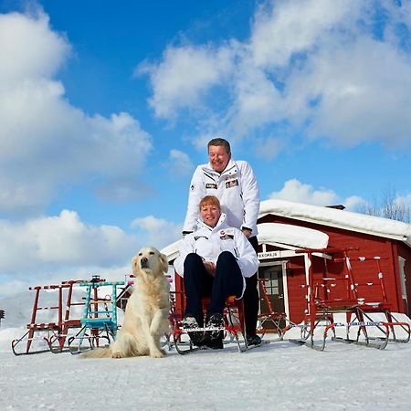 Yllaeksen Yoepuu Villa Äkäslompolo Kültér fotó