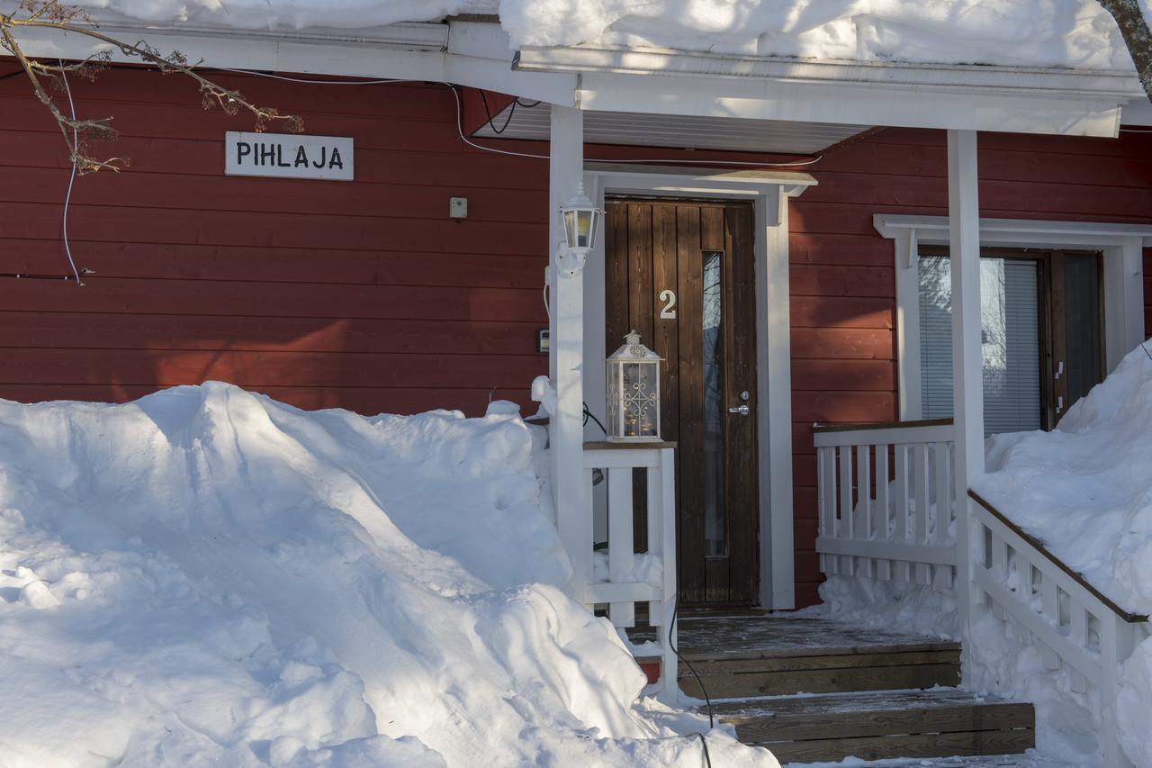 Yllaeksen Yoepuu Villa Äkäslompolo Kültér fotó